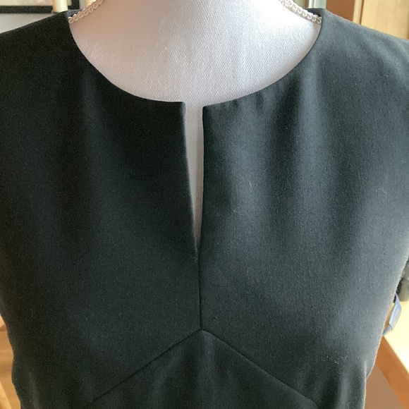 Antonio Melani Women's Dress Black Fitted Back Zip, Kick Pleat size 4 - Picture 4 of 13